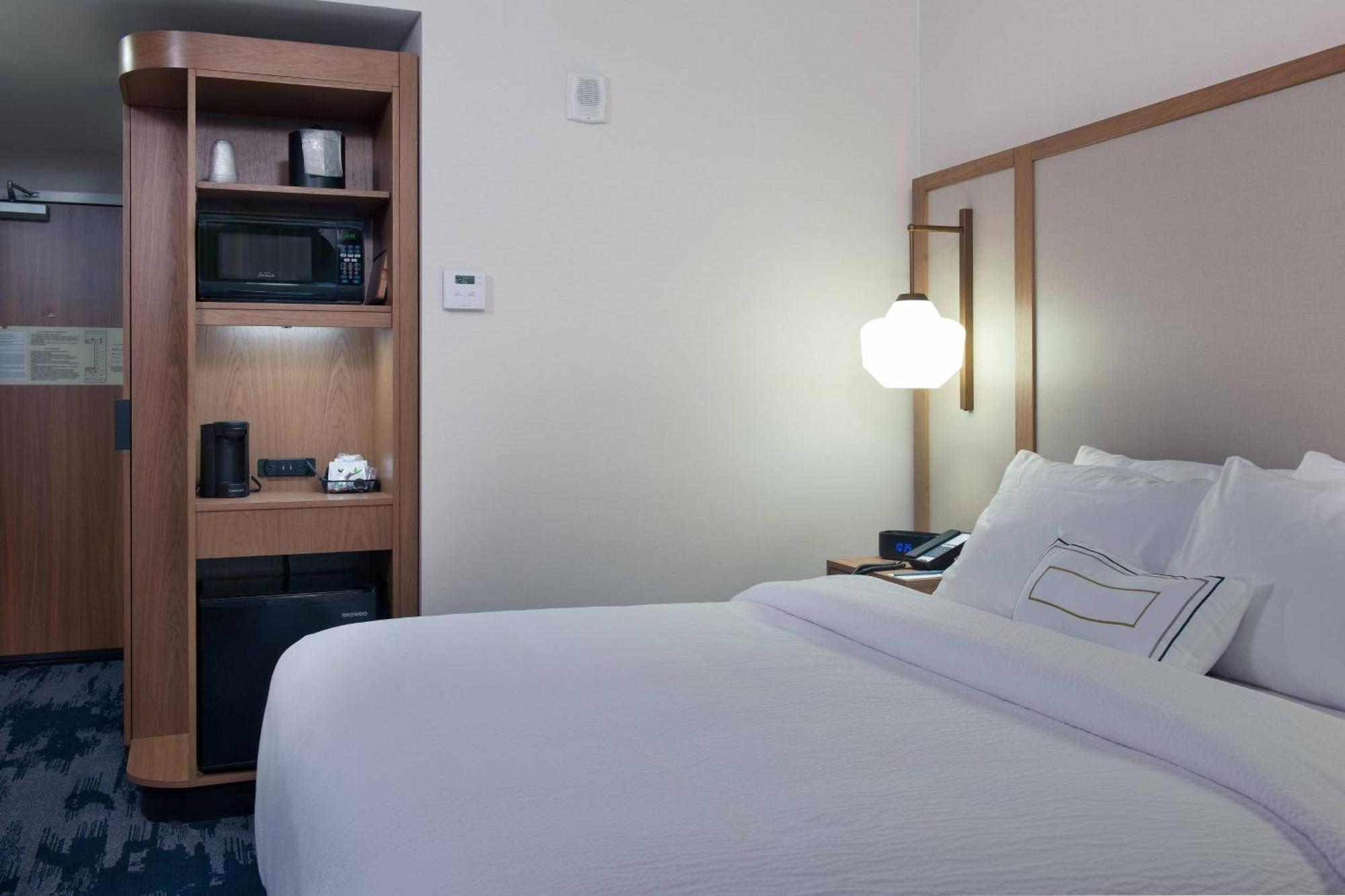 Hotel Fairfield By Marriott Pittsburgh Downtown Exterior foto