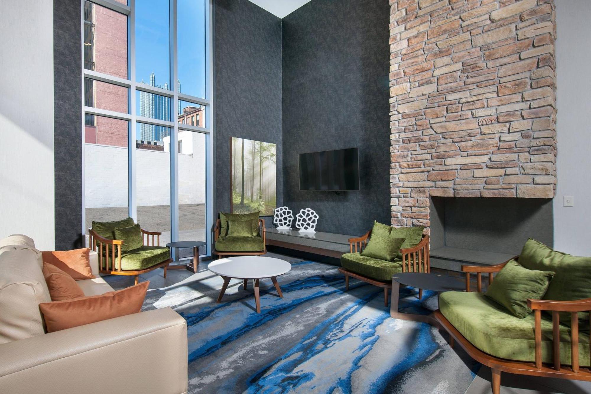Hotel Fairfield By Marriott Pittsburgh Downtown Exterior foto